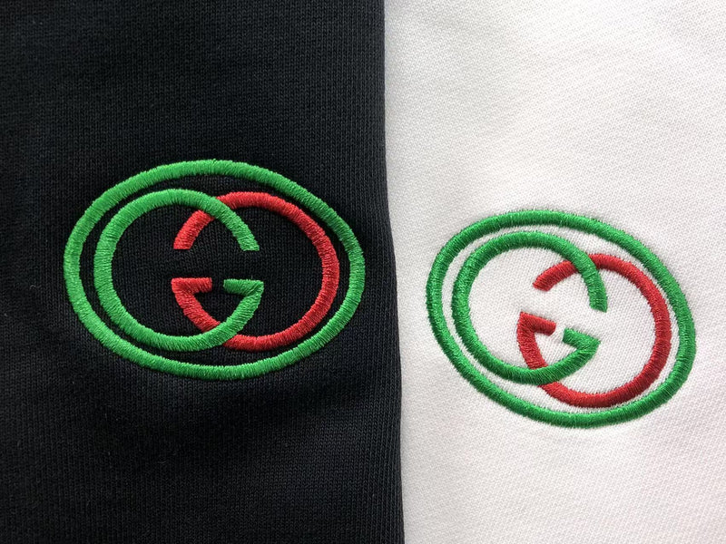 Moletom Gucci Bordado Classic – Branco & Preto  Versat Outlet